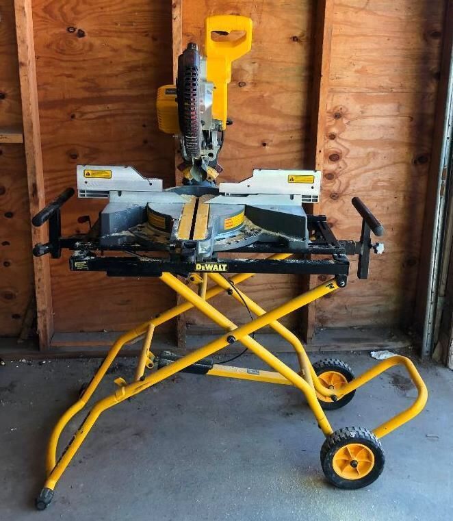 Dewalt 12inch Miter Saw DHS 790 Stand Battery Corded Power