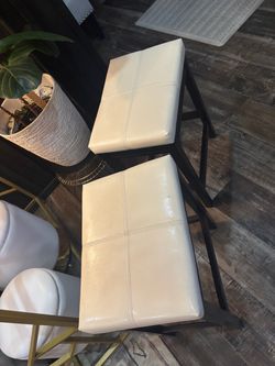 Stool is the set