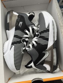 lebrons nike size 8