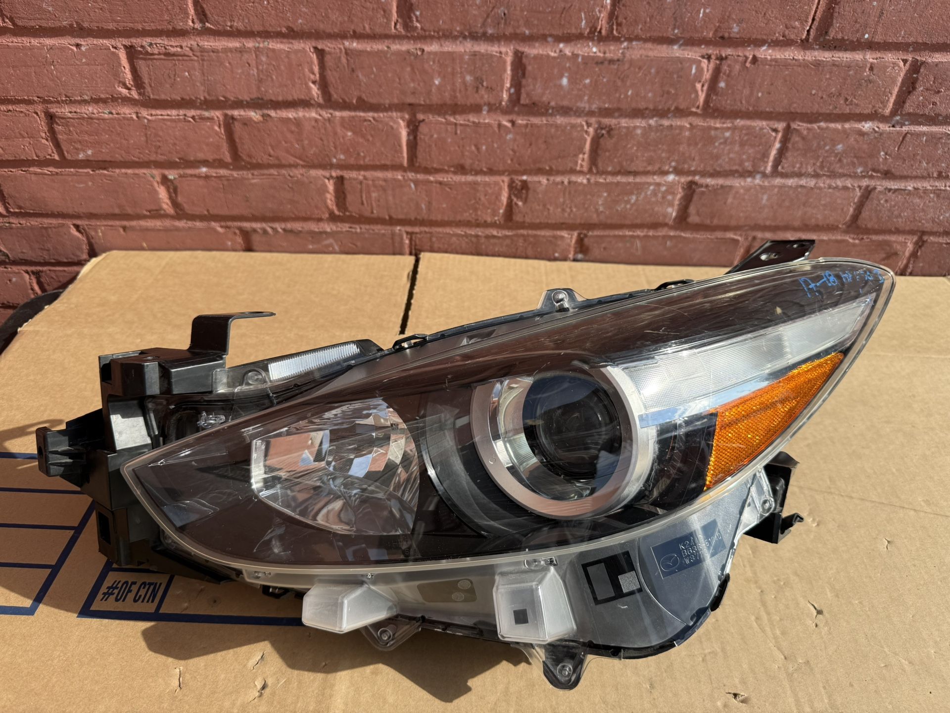 2017-2018 Mazda 3 Headlight Left Side