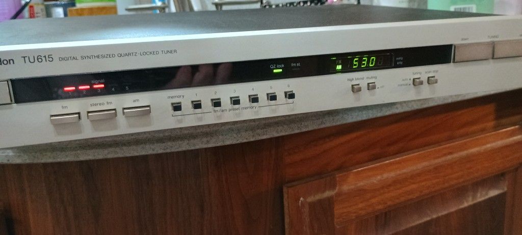 Harman/Kardon TU615 Digital Tuner**Vintage 1980's**