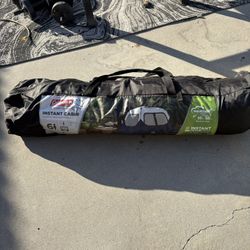 Coleman 6-Person Instant Cabin Tent