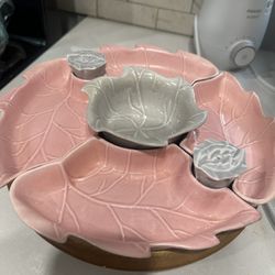 1960s California Pottery Lazy Susan w/ Wood Base 8 Piece Chip/Dip Set Pink/Gray