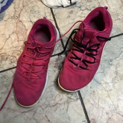 Size 12.5  huperdunks