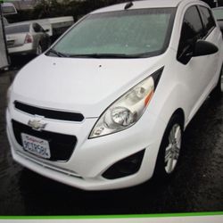 Chevy Spark White 