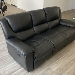 3 Seater Black Leather Recliner 
