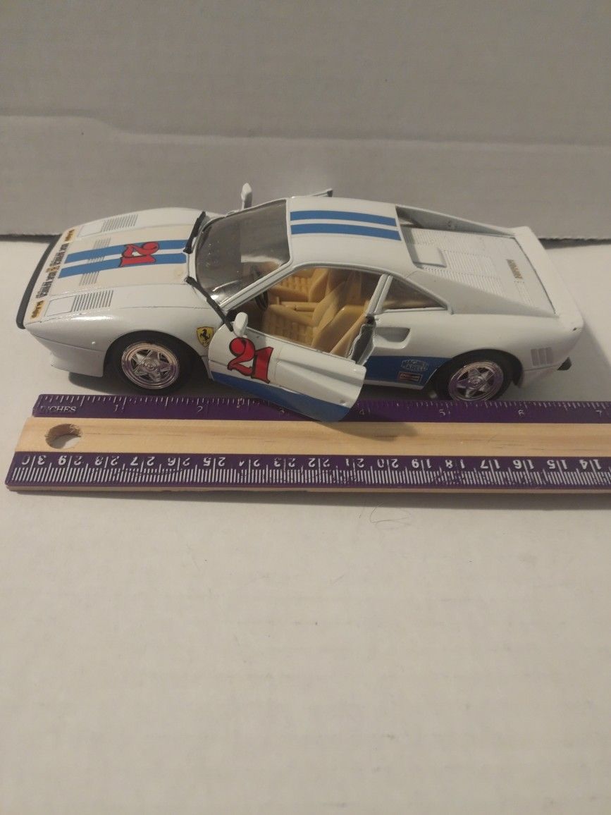 Vintage https://offerup.com/redirect/?o=Q0IuQ2Fy Ferrari GTO 1/24 Scale