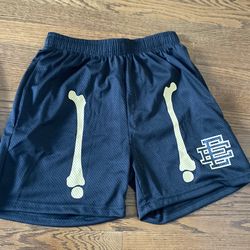 Ee Shorts