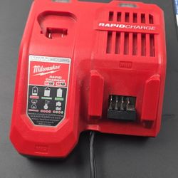 Milwaukee 48-59-1808 M12 and M18 12 Volt/18 Volt Lithium-Ion Multi-Volatge Rapid Battery Charger