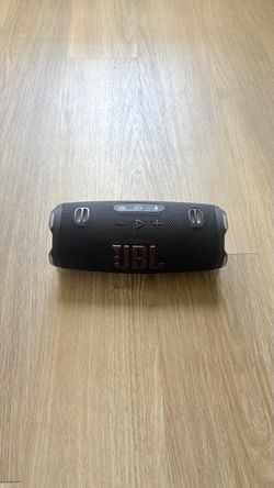 JBL Charge 3 Speaker