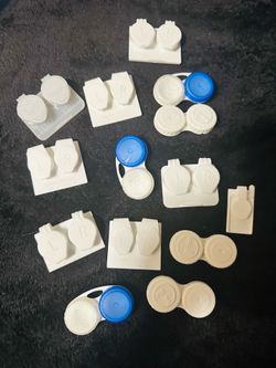 14 never used contact cases!
