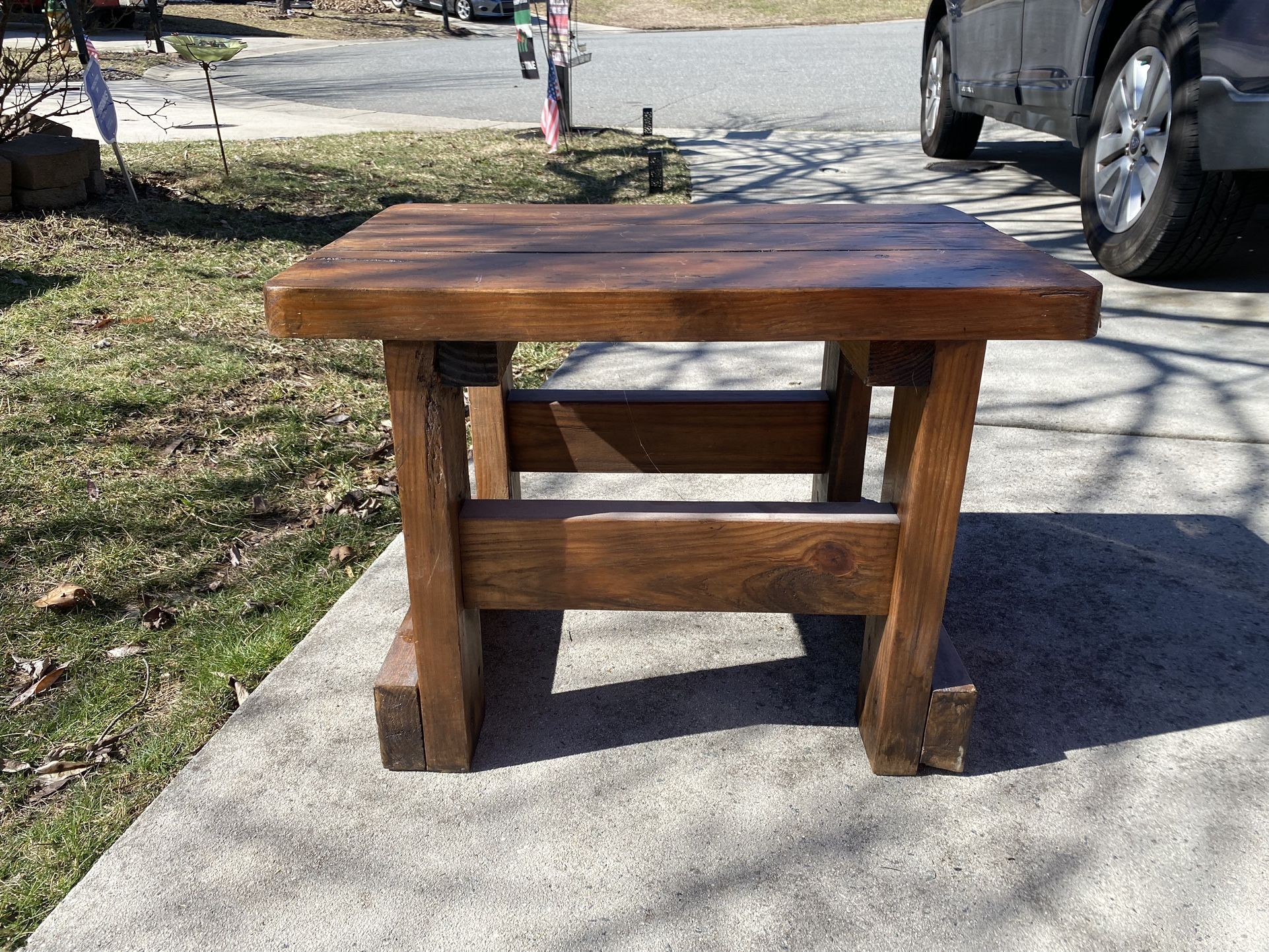 Solid End Table/side Table