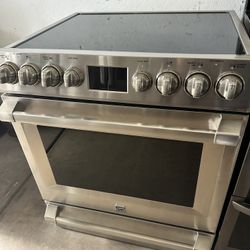 Kenmore Slide Glass Stove Good Condiction 