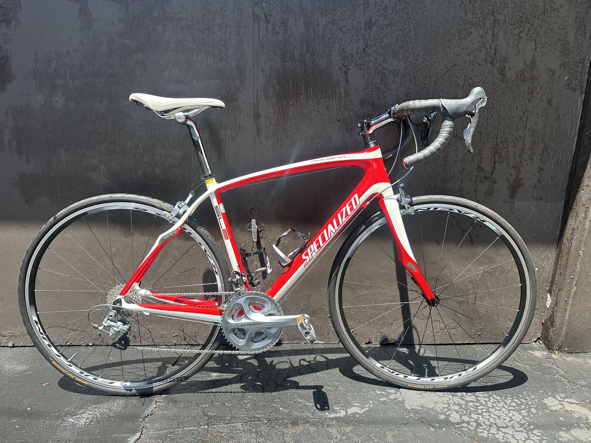 2012 Specialized Roubaix Compact Comp SL2 54cm (Medium 5’7”-5’10”) Ultegra drive train & brakes Brand new shifters Fulcrum 6 wheel-set Just tuned up (
