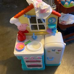 Peppa pig kitchen 
