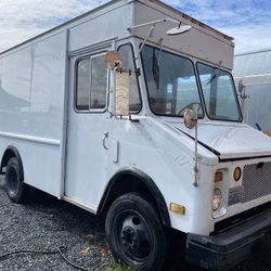1987 Chevrolet P30