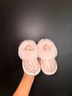 Baby slippers