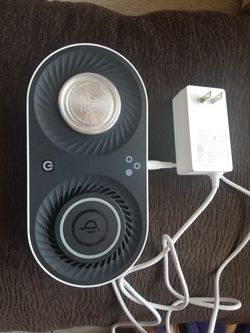 NOMODO wireless cell phone charger and coffee mug warmer