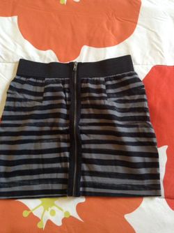 Black & grey pencil skirt