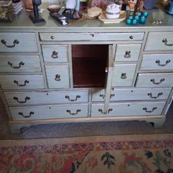 PRE-ESTATE SALE...FURNITURE...PROJECT PIECES...