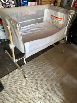 Besrey baby bassinet
