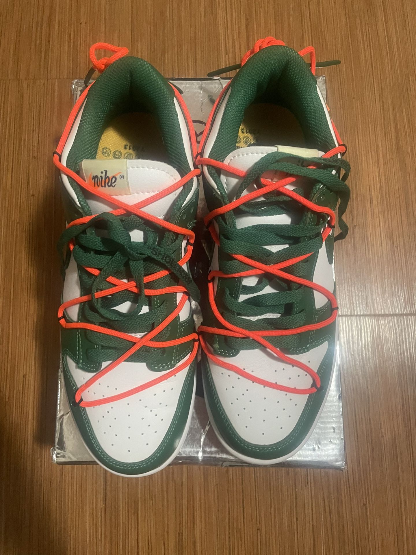 Off-white Pine Green Dunks (R3ps) 