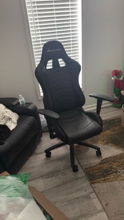 Gaming chair