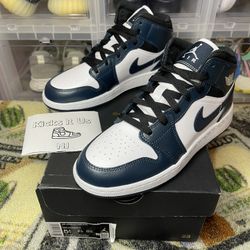 Jordan 1 Mid Racer Blue Size 5.5y