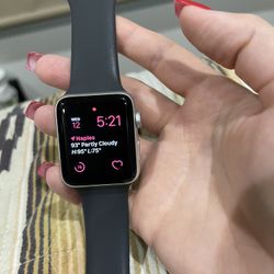 Apple Watch Series 3 GPS & Cellular 