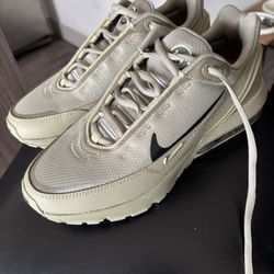 Brand New Nike Air Max Pulse Neutral Olive /black US Size 9
