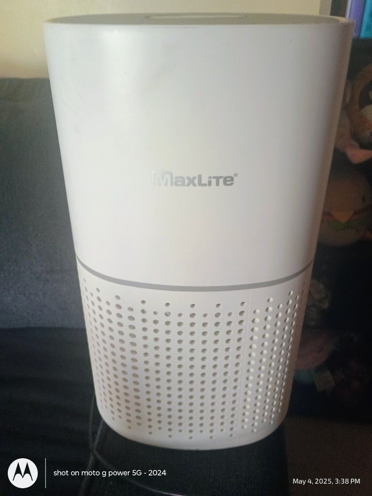 MaxLite Air purifier