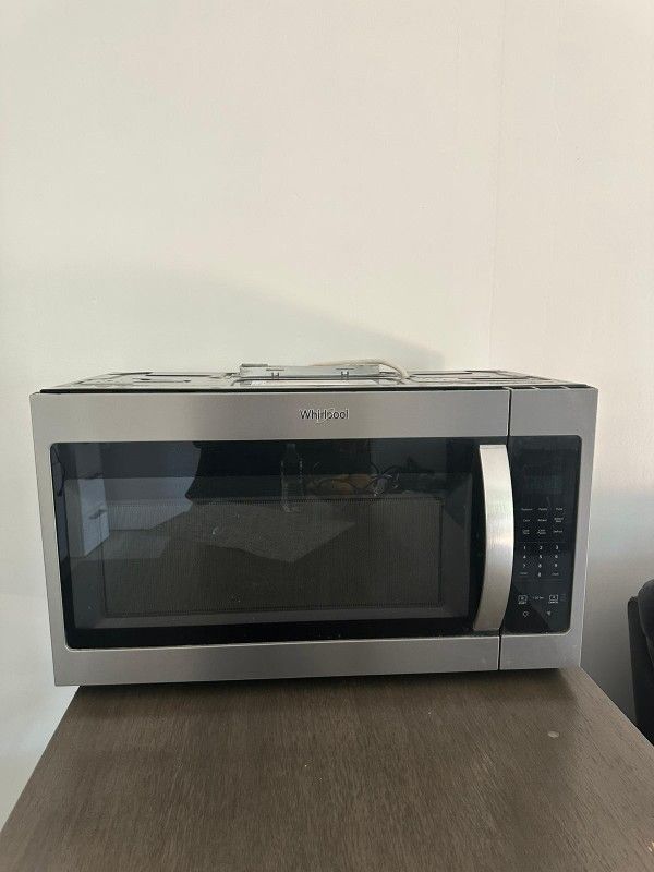 XL Whirlpool Microwave 