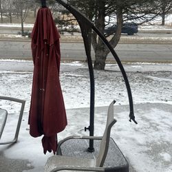 CANTILEVER UMBRELLAS WITH STAND