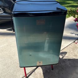 Mini fridge used