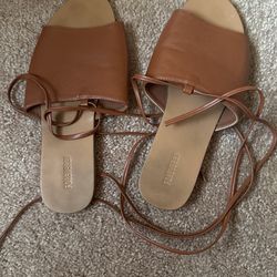 Forever 21 Size 6 Sandals