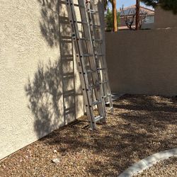 10’ And 8’ Aluminum Extension Ladders