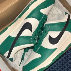Nike Dunk Low Lottery Green Size 9.5