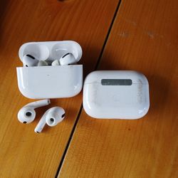 2 Pairs Of Apple Airpods 2 Pro