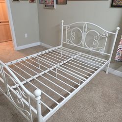 Bed Feame (Full)