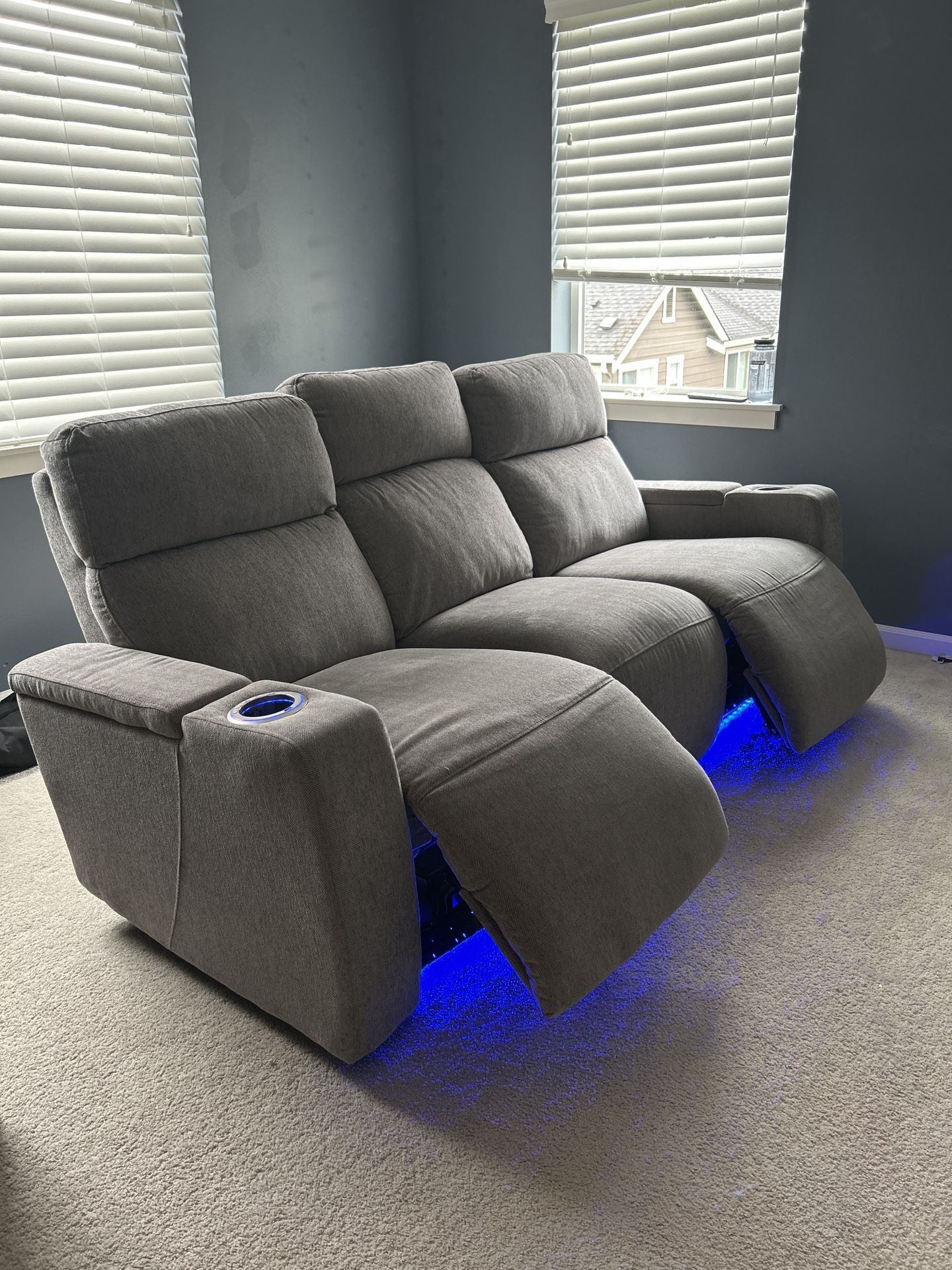 Three seater Recliner sofa