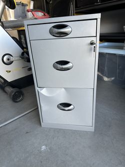 3 Drawer File Cabinet