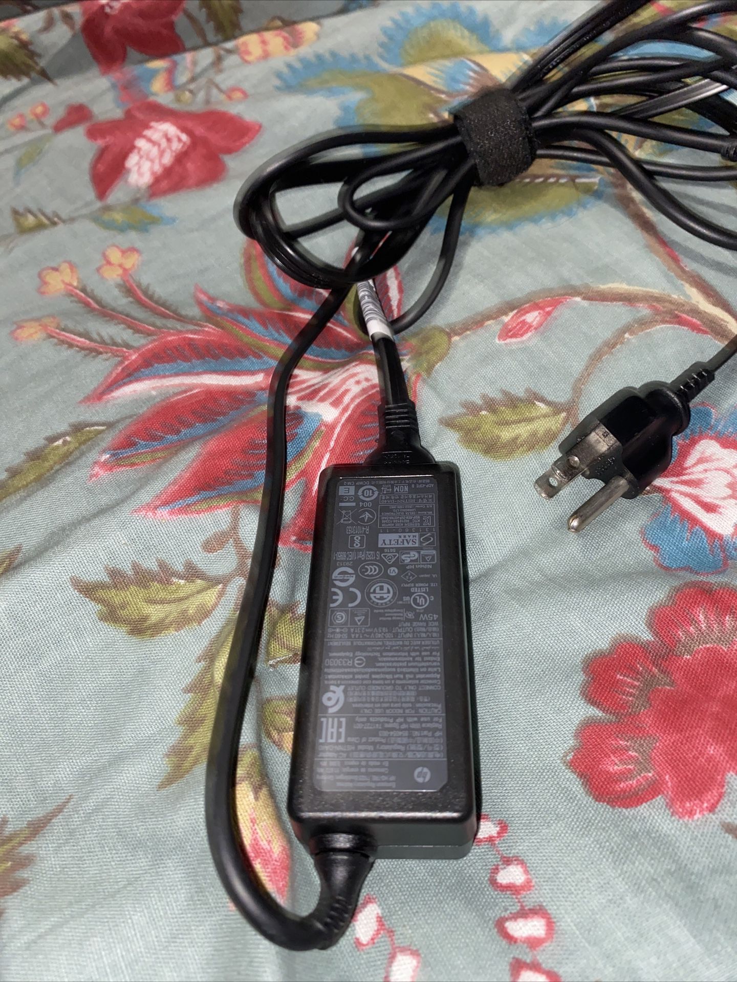 45W Power AC Adapter Charger For HP  854054-003
