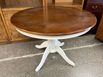 CROSLEY Traditional Round Wood Pedestal Table