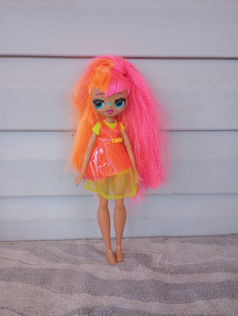 L.O.L surprise doll