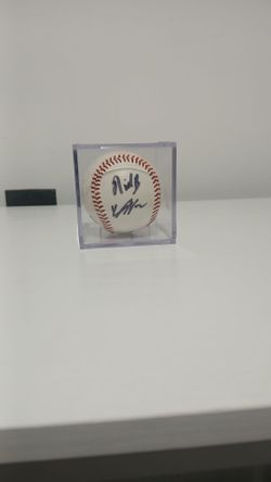 autograph baseball