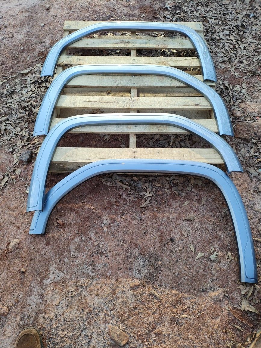 Set Of Brand New Fender Flares For 2019 To 24 GMC 1500 Series