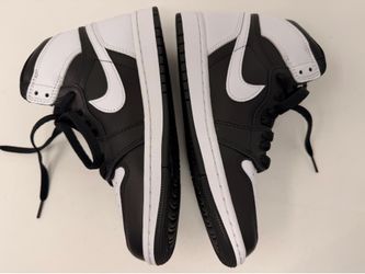 Nike Air Jordan 1 High OG Black White - Men’s 5 / 5Y (Women’s 6.5) BRAND NEW