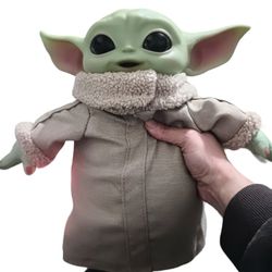 Plush "Baby Yoda" Doll