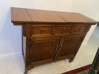 Flip Top Drop Brass Pulls 3 Drawers Two Door Compartment Server Cabinet on Wheel