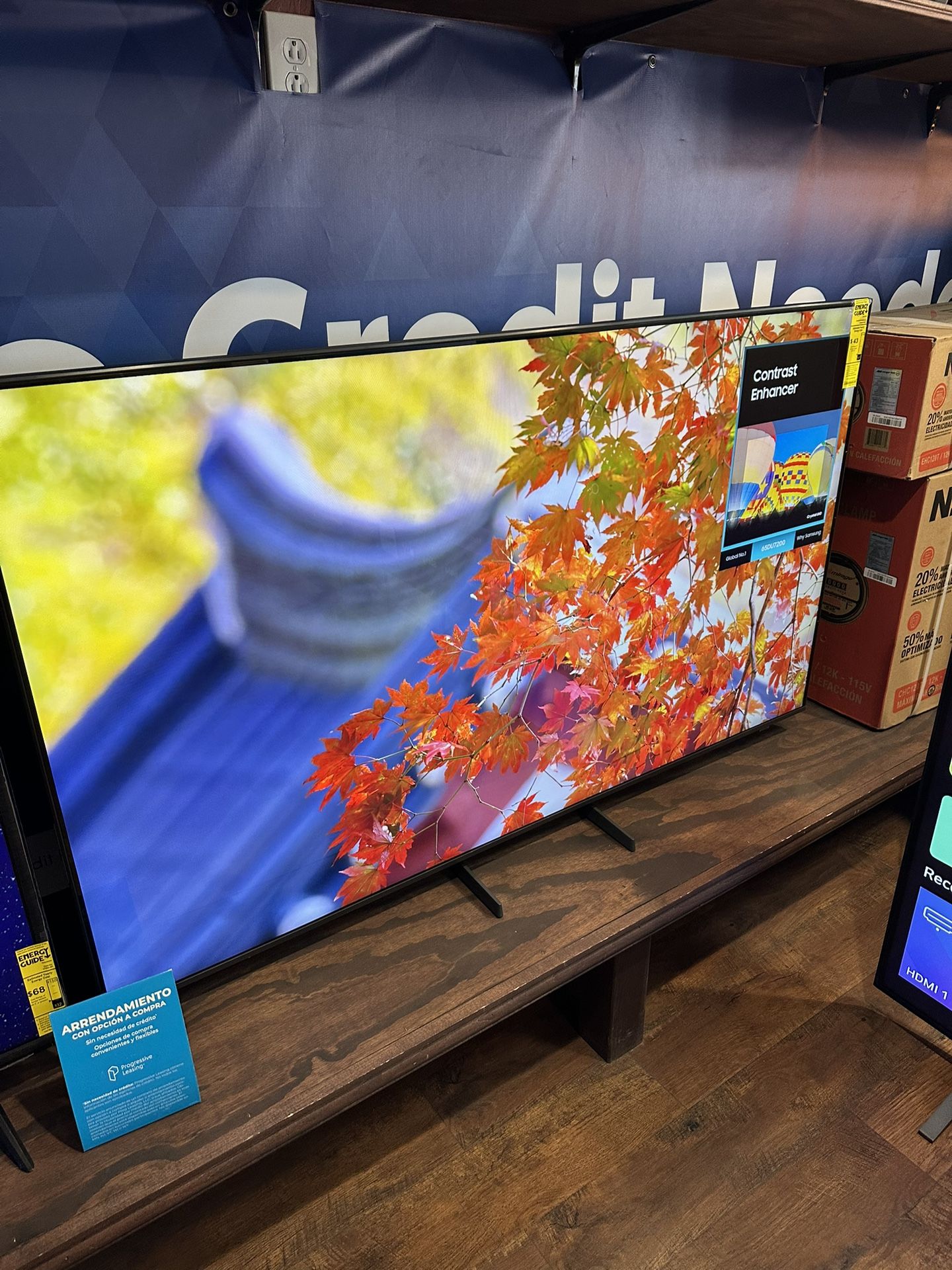 65” Samsung Crystal 4K Smart TV Du7200